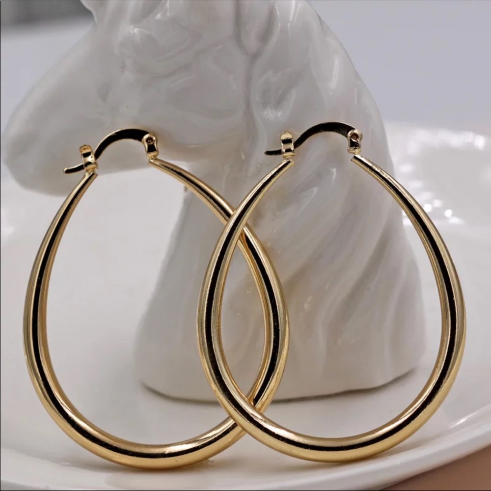 Brand new bohemian style gold plated earrings